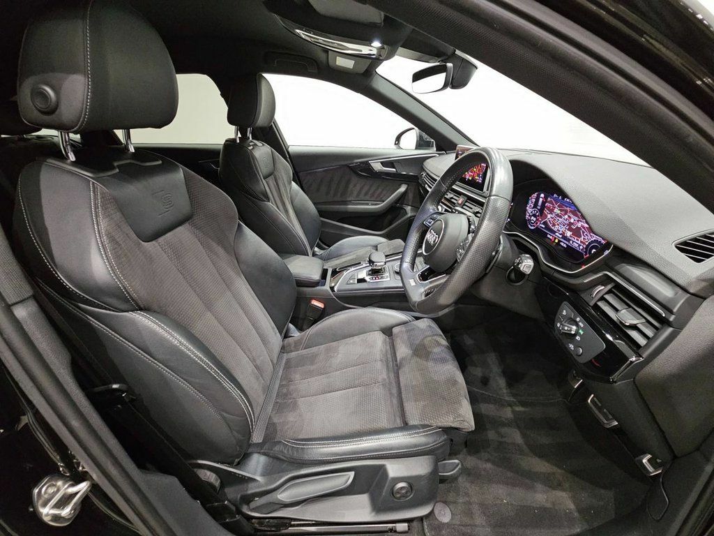 Audi A4 Avant Tfsi Black Edition Estate DF67SFJ Black #3