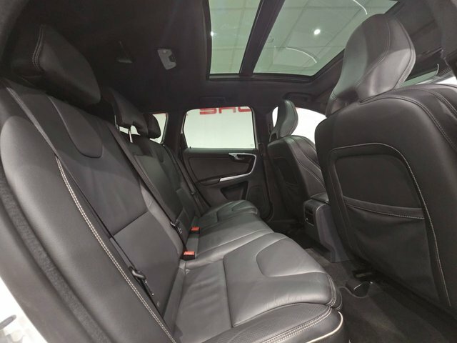 Volvo XC60 D4 181 Ps R-design LL64OJJ White #3