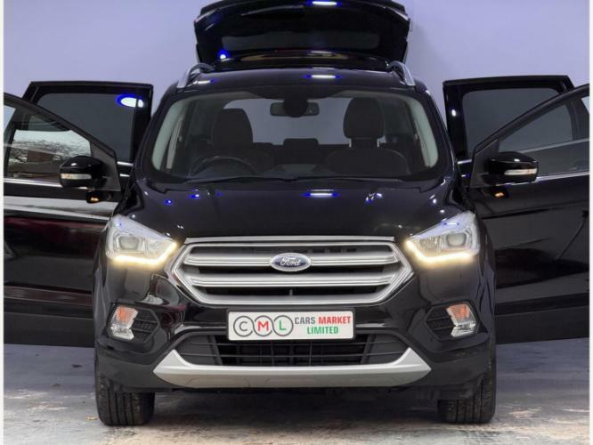 Ford Kuga 1.5 Tdci Titanium Euro 6 Ss YS17WHZ Black #5