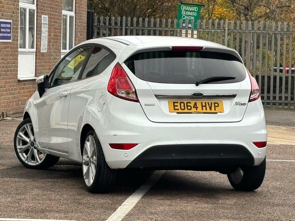Ford Fiesta 1.0T Ecoboost Titanium Euro 5 S S E064HVP White #4