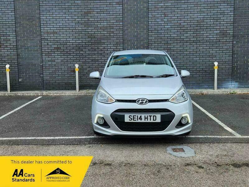 Hyundai I10 1.0 Premium Euro 5 SE14HTD Silver #2