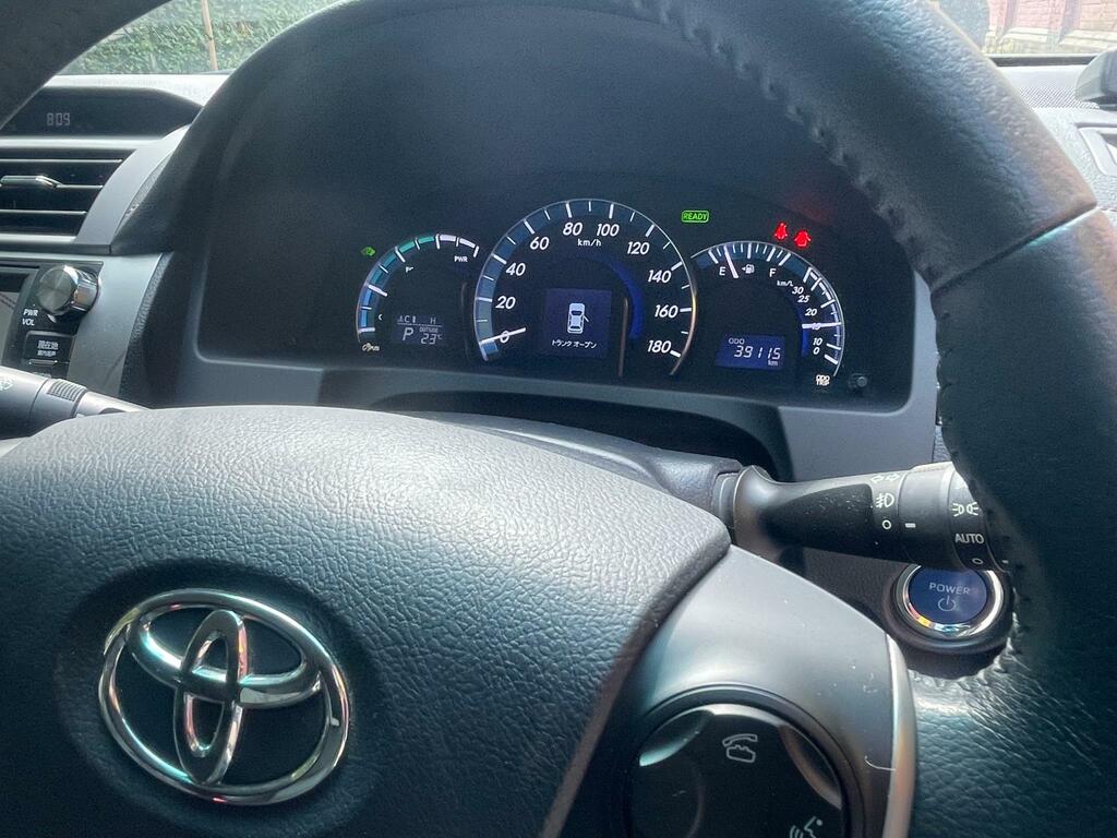 Toyota Camry 2.5 Vvt-h Saloon White #21