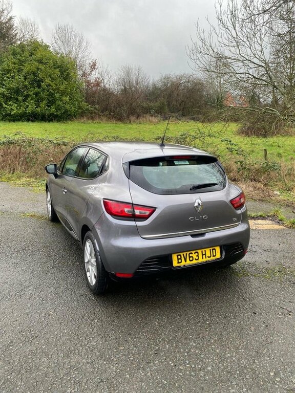 Renault Clio 2013 0.9 Tce Dynamique Medianav Hatchback Petr BV63HJD Grey #2