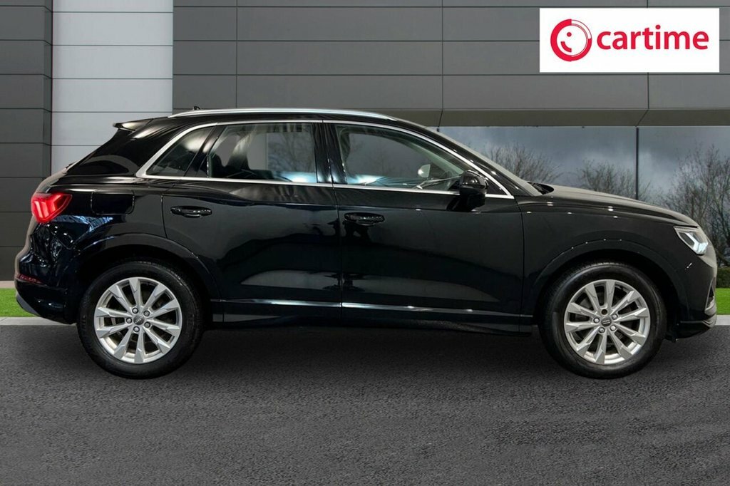 Audi Q3 2L Sport BK70YSD Black #2