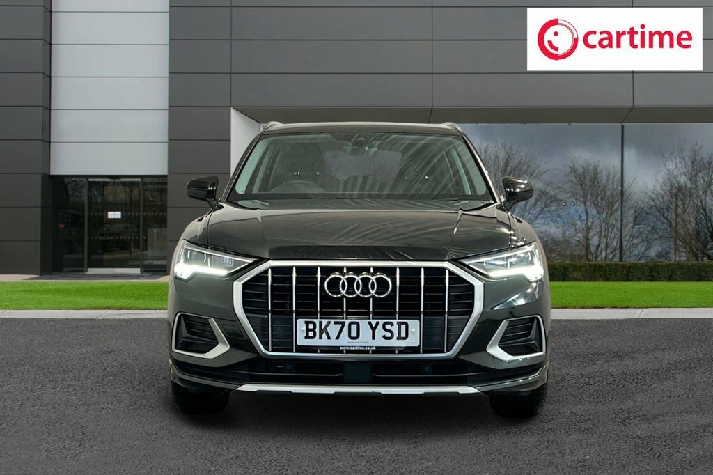 Audi Q3 2L Sport BK70YSD Black #4