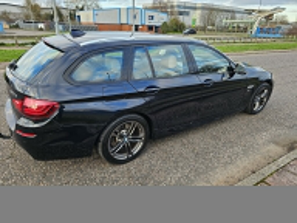 BMW 5 Series 2.0 520D M Sport Touring 2015 Black #4