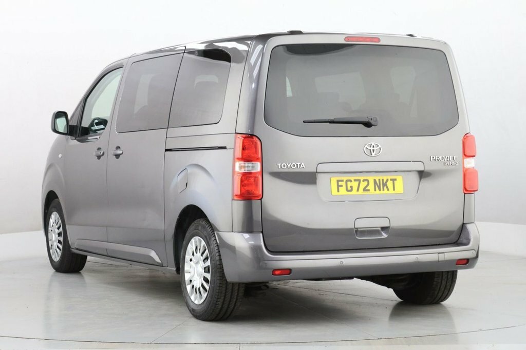 Toyota Proace Verso 1.5L Shuttle FG72NKT Grey #5