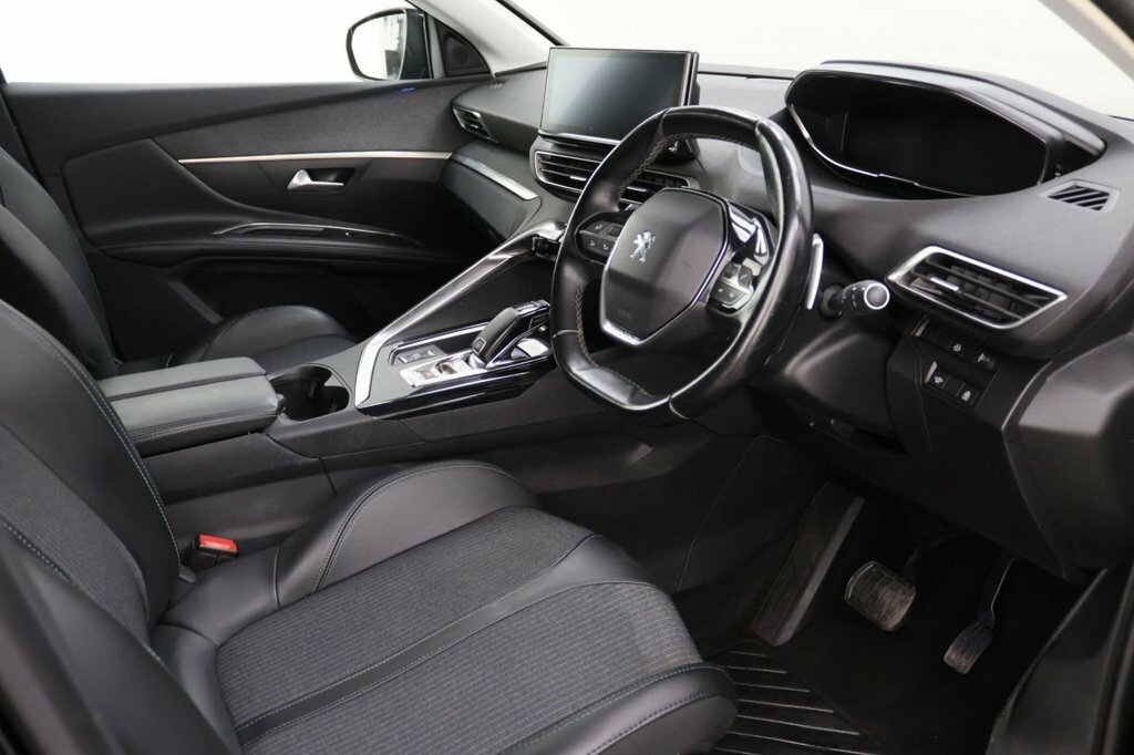 Peugeot 5008 1.5L Allure Premium Black #6