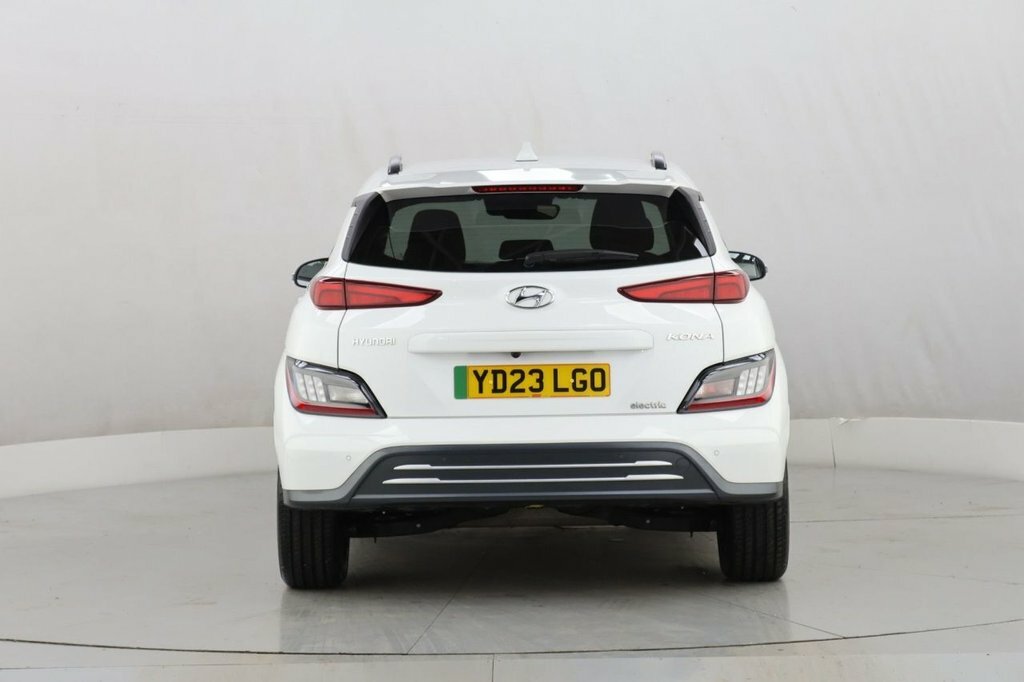 Hyundai Kona Suv YD23LGO White #6