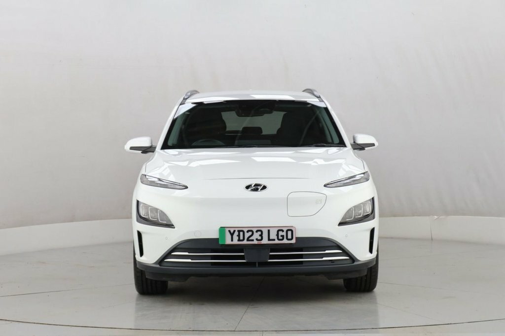 Hyundai Kona Suv YD23LGO White #2