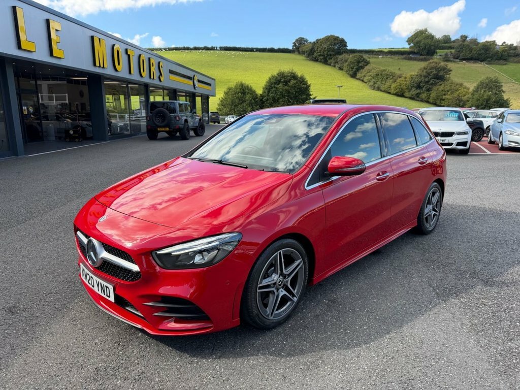 Mercedes-Benz B Class 2L Amg Line Red #3
