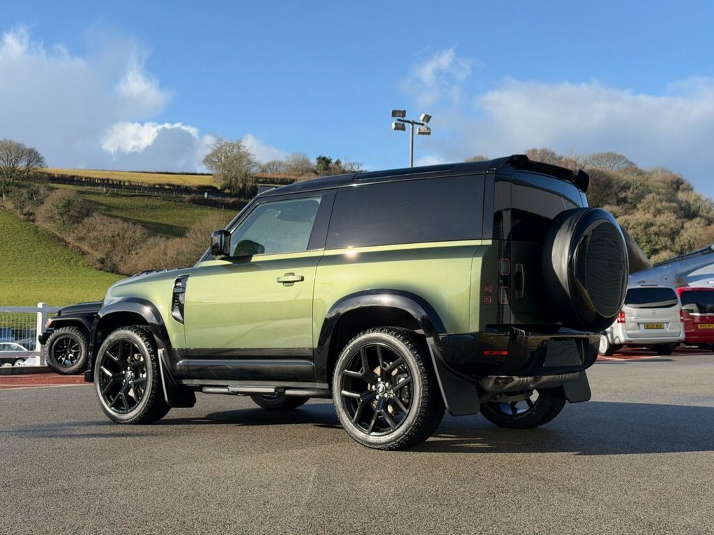 Land Rover Defender 3L Hard Top S Mhev Green #2