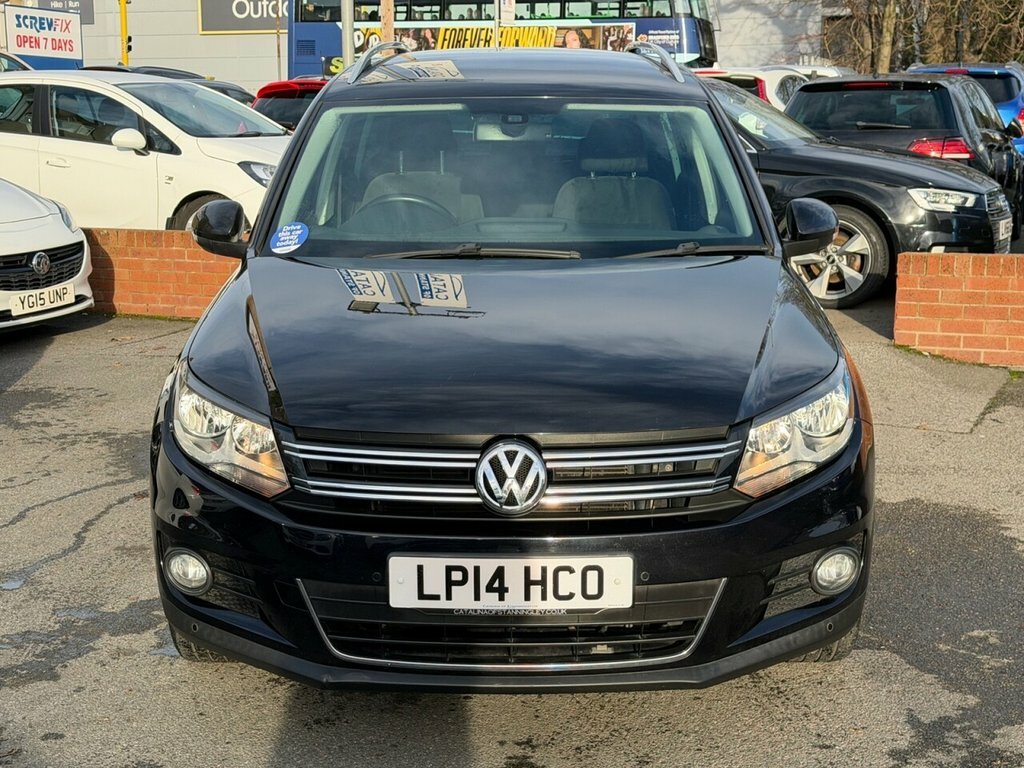 Volkswagen Tiguan 2L Match LP14HCO Black #2
