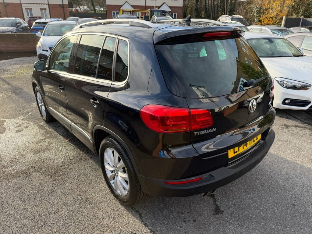 Volkswagen Tiguan 2L Match LP14HCO Black #6