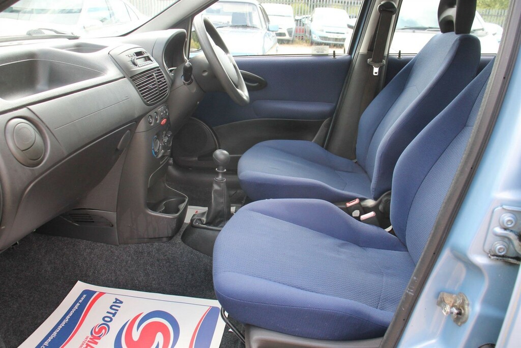Fiat Punto 1.2 5 Million Black #12