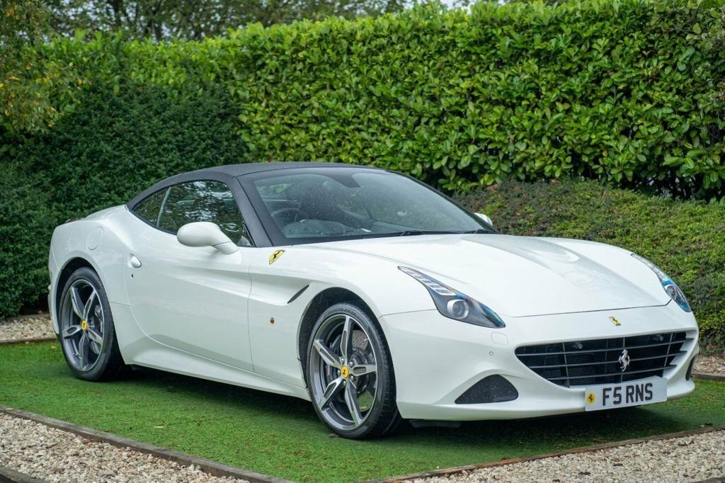 Ferrari California 3.9L Convertible 2009 - 2020 White