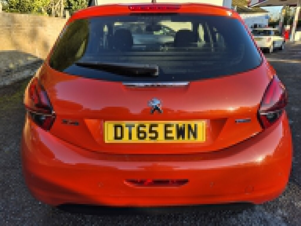 Peugeot 208 1.2 Puretech Allure DT65EWN Orange #5