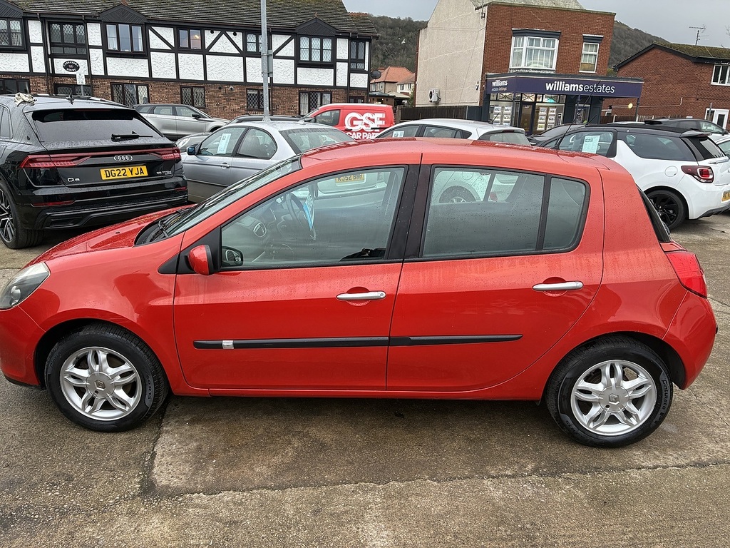 Renault Clio Dynamique 16V Red #5