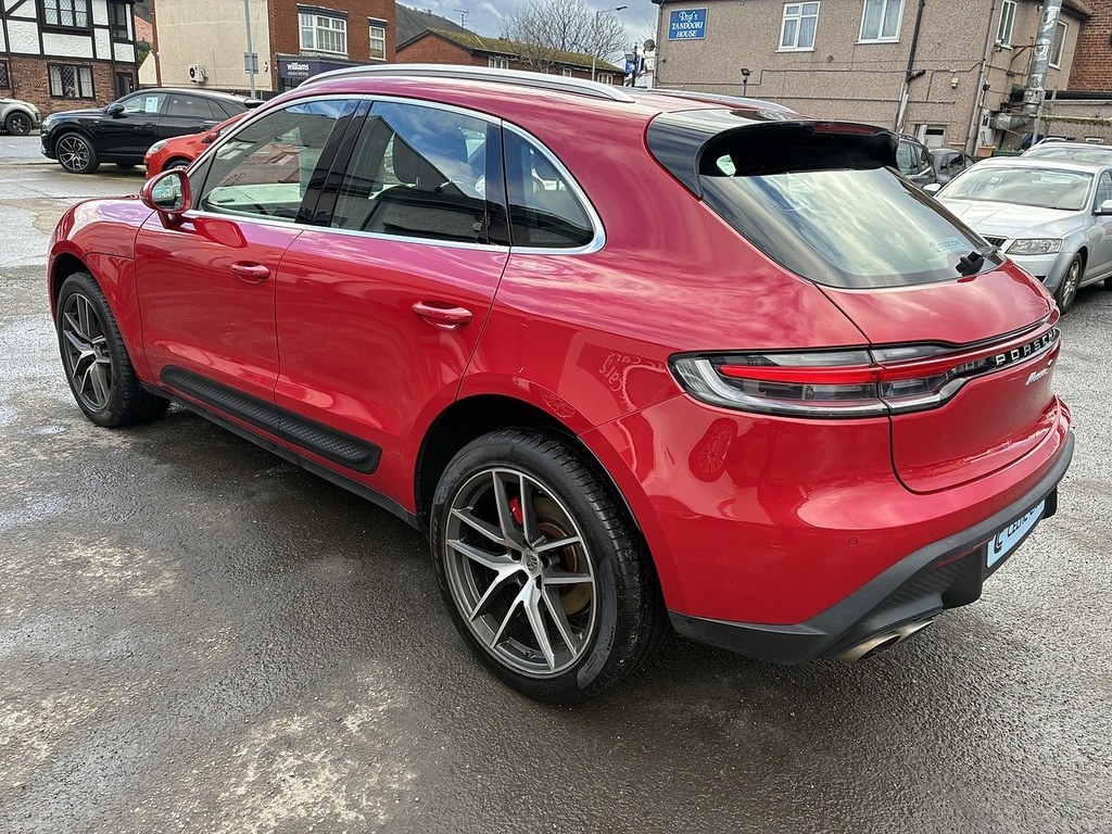 Porsche Macan T V6 S DC71FZP Red #3