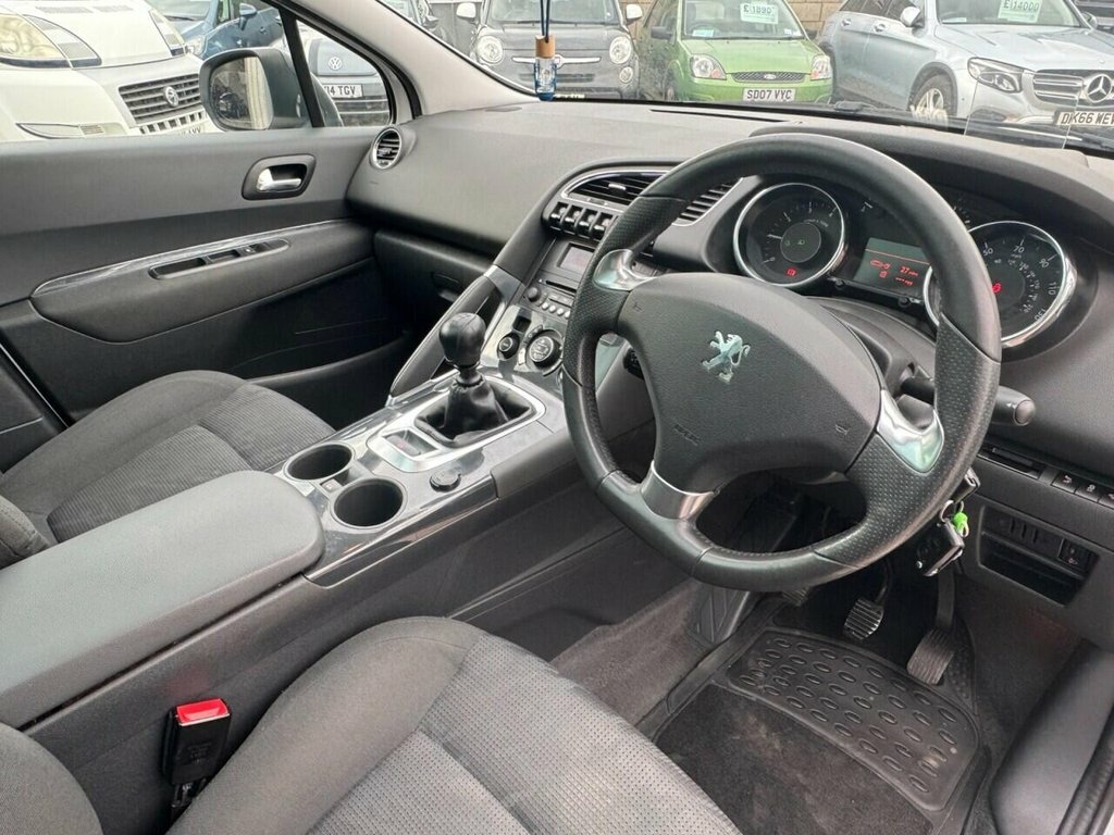 Peugeot 3008 Suv White #5