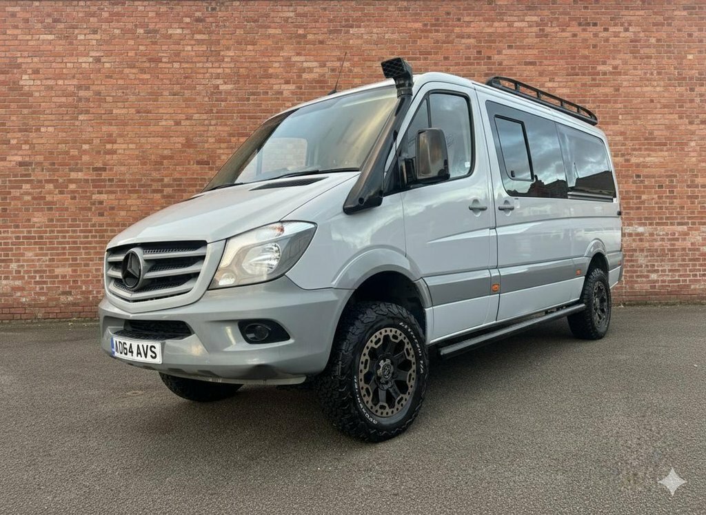 Mercedes-Benz Sprinter Estate White