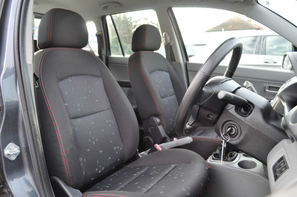 Mazda 2 1.4L Capella Blue #5