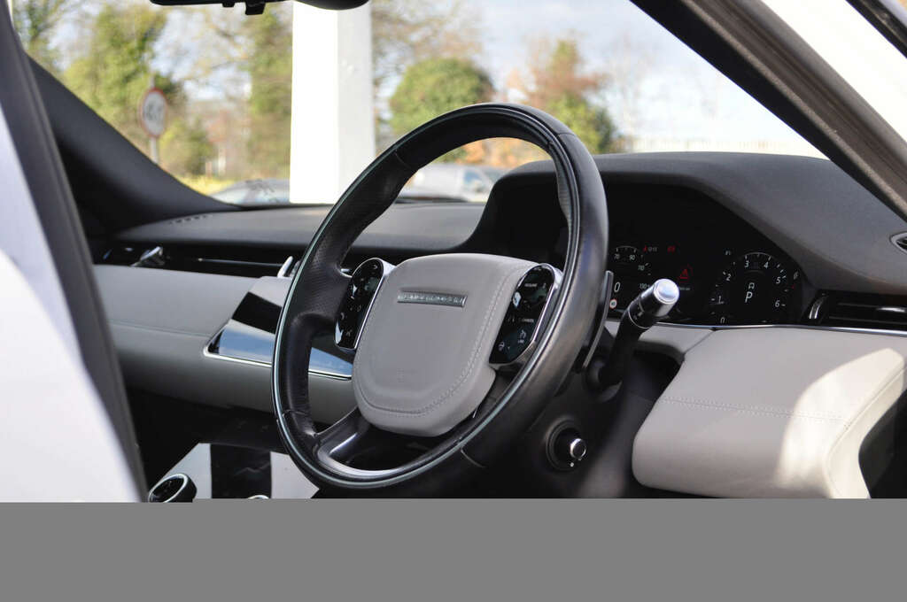 Land Rover Range Rover Evoque 2.0 First Edition 4Wd K33LYR White #4