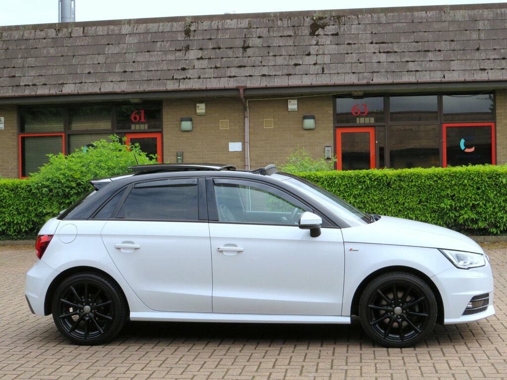 Audi A1 Sportback Tfsi S Line 5-Door White
