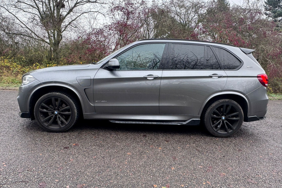 BMW X5 Suv YR18FHN Grey #4