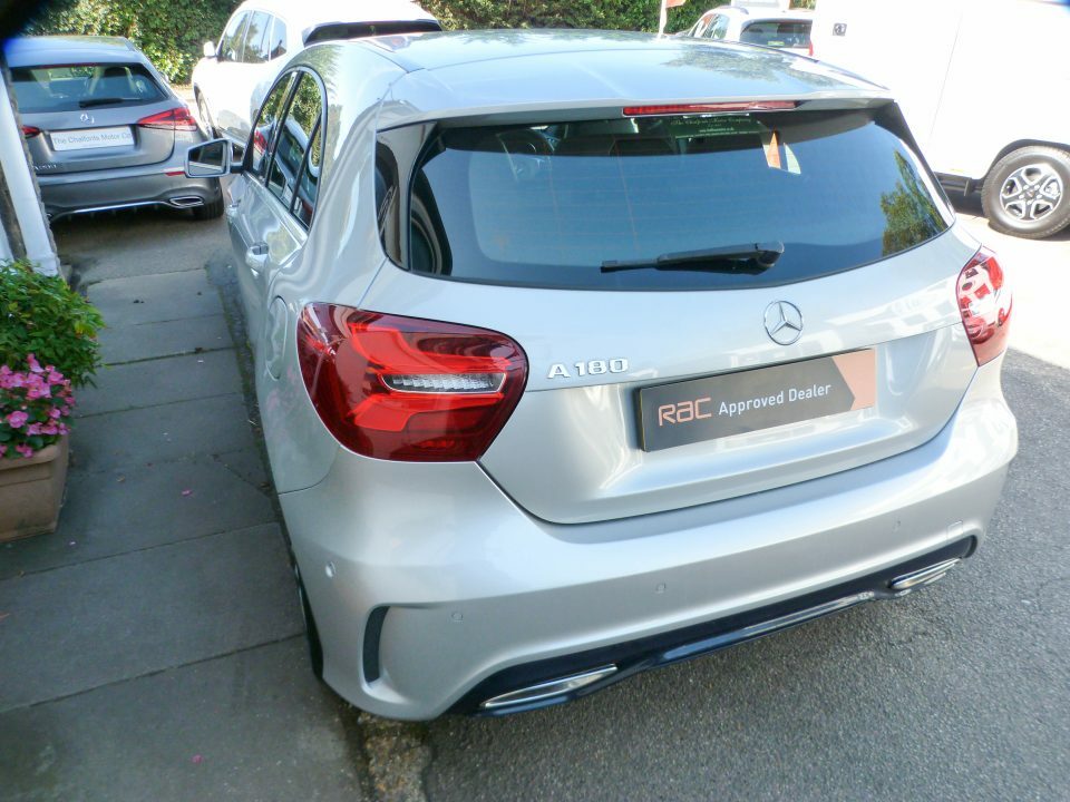 Mercedes-Benz A Class 1.6 Amg Line Premium Silver #3