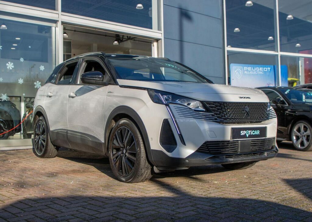 Peugeot 3008 1.6 14.2Kwh Gt E-eat Euro 6 S S White