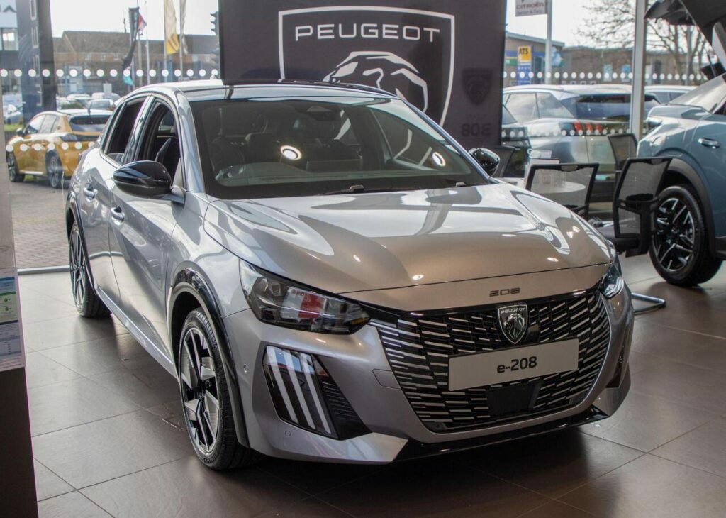 Peugeot e-208 Hatchback Grey #2