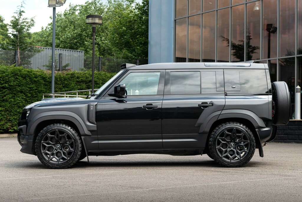 Land Rover Defender 110 3.0 P400 Mhev Xs Edition Suv 4Wd E Black #5