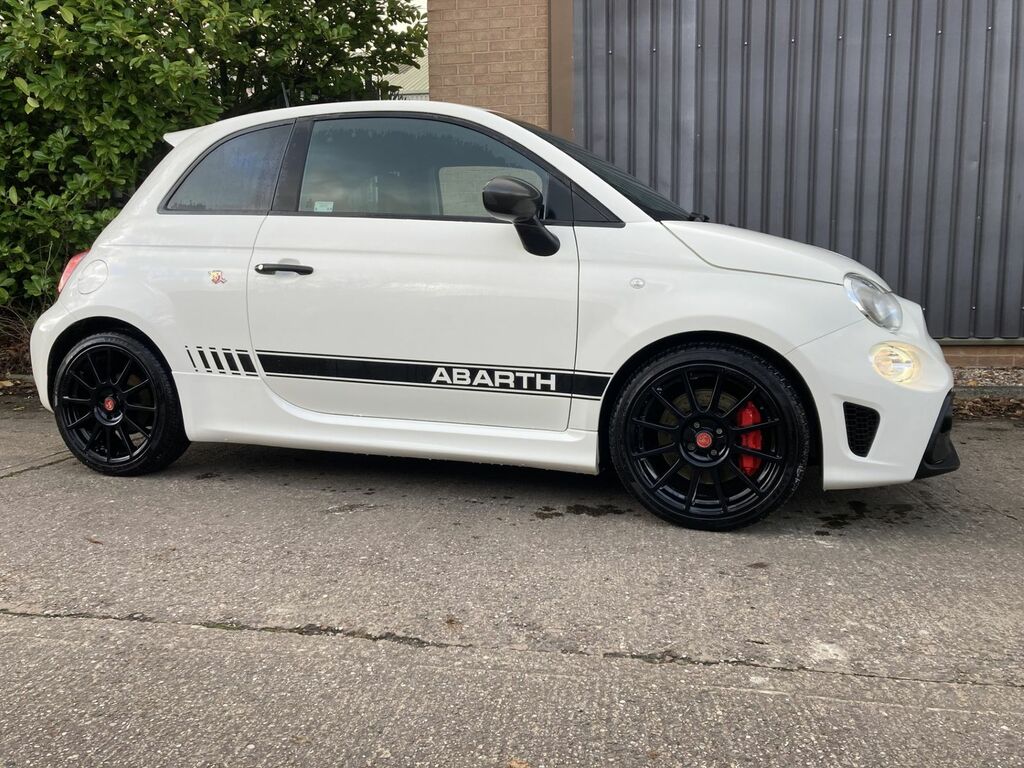 Abarth 595 1.4 T-jet Competizione Hatchback FD22MZL White #6