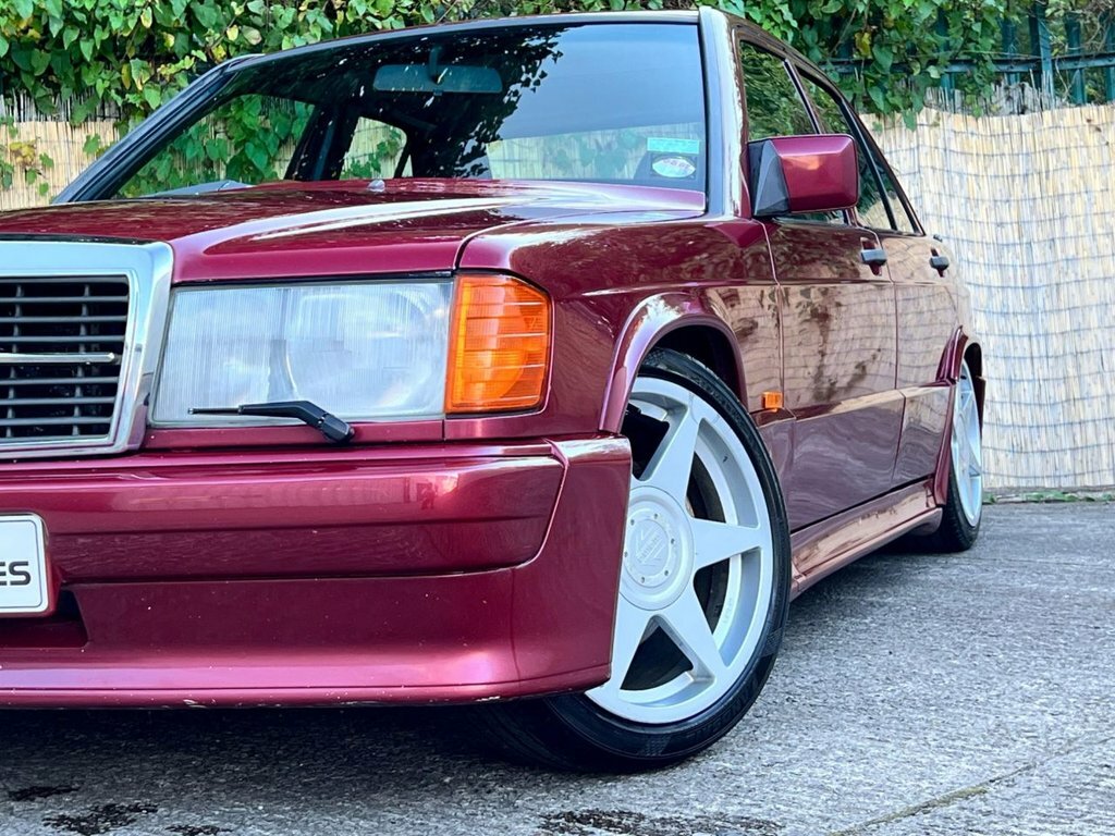 Mercedes-Benz 190 E White #20