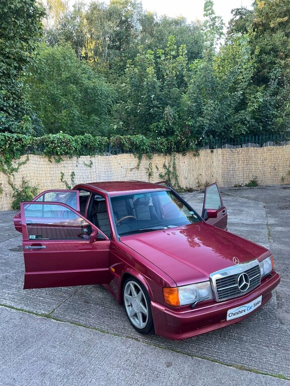 Mercedes-Benz 190 E White #23