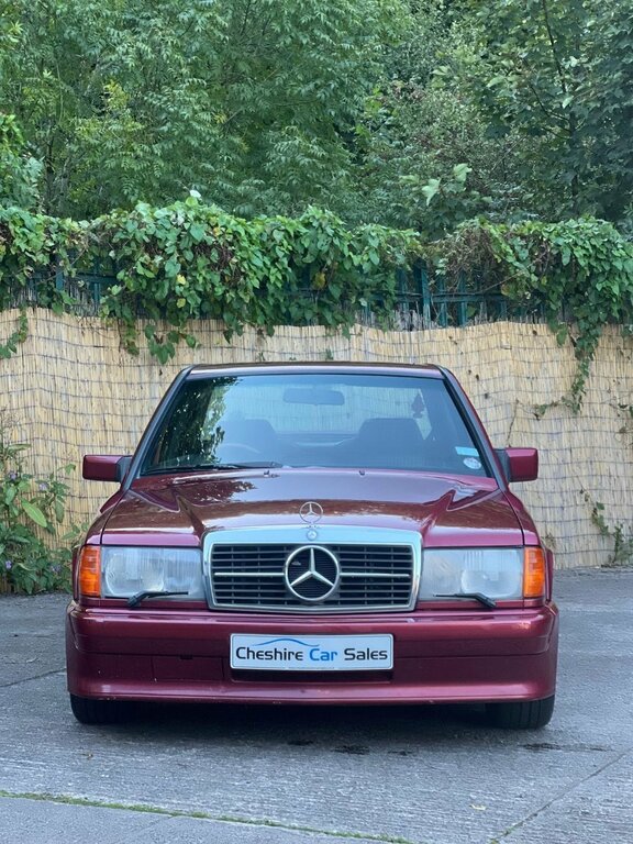 Mercedes-Benz 190 E White #31