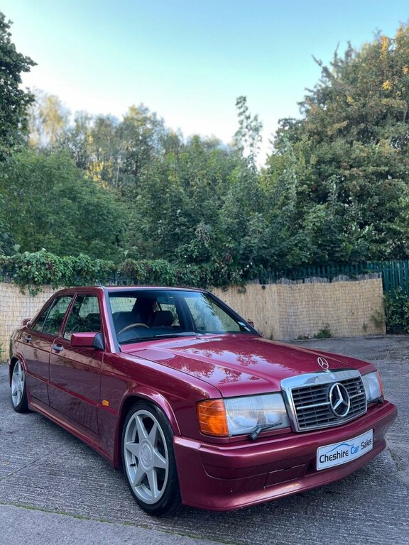 Mercedes-Benz 190 E White #30