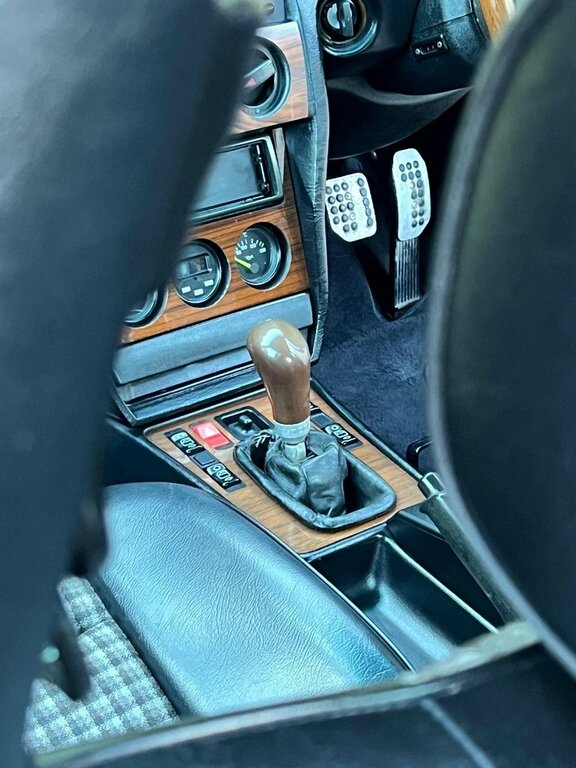 Mercedes-Benz 190 E White #33