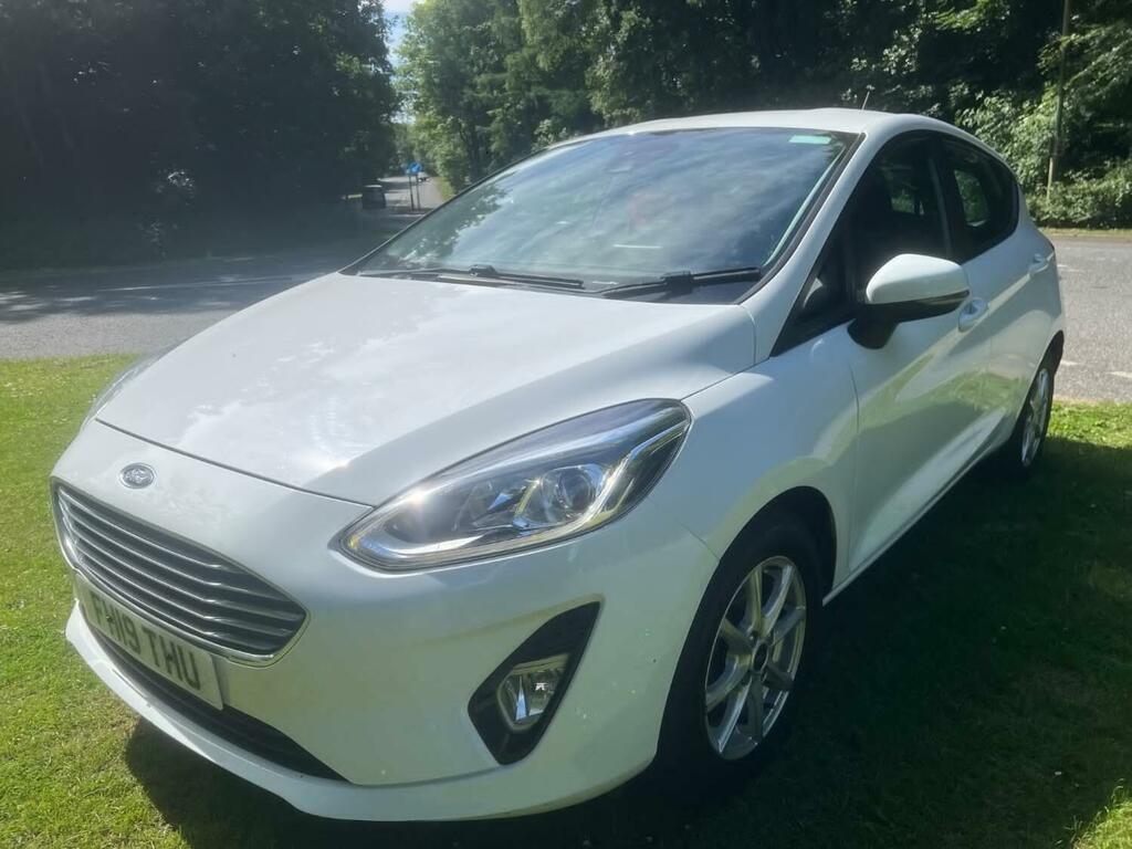 Ford Fiesta 1.5 Tdci Zetec FH19THU White #4