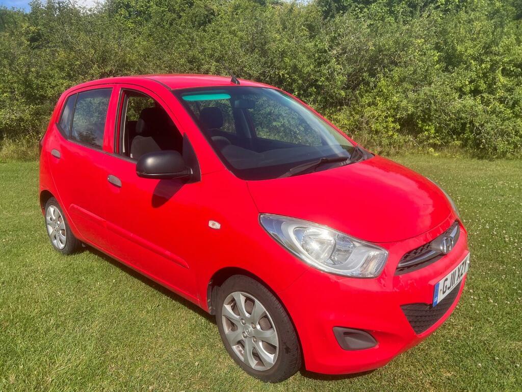 Hyundai I10 1.2 Classic GJ11XZY Red #2
