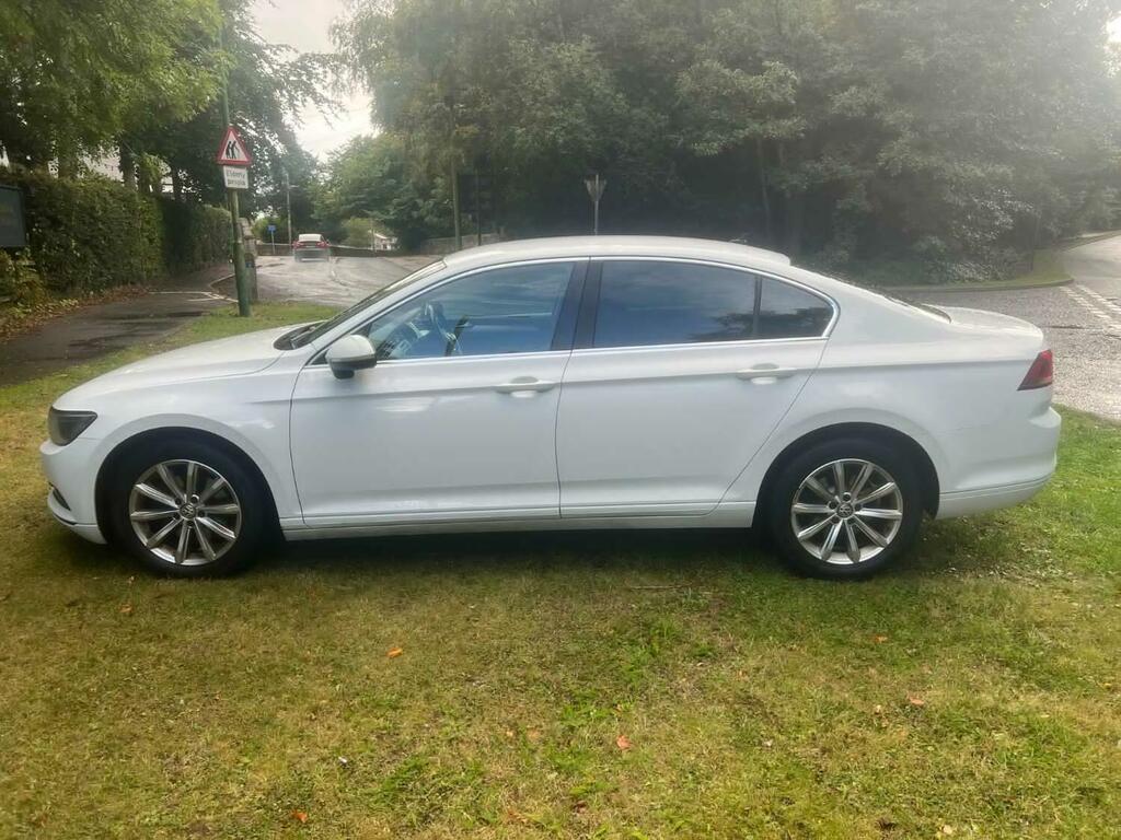 Volkswagen Passat 2.0 Tdi Bluemotion Tech Se Business DF15XET White #5