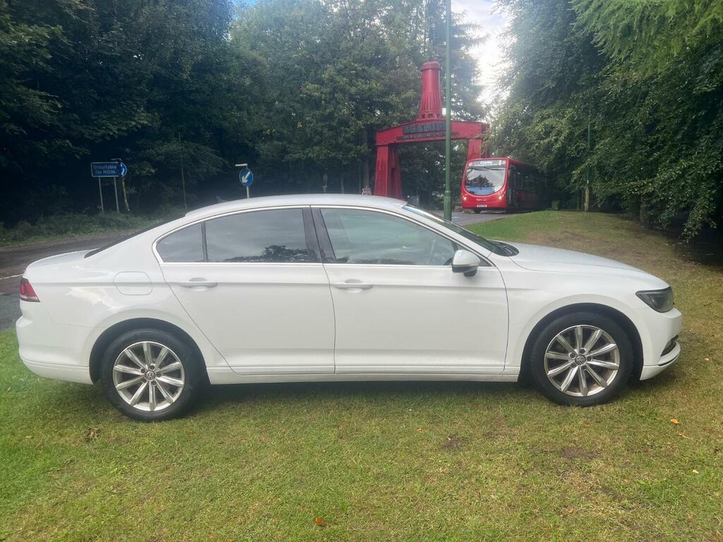 Volkswagen Passat 2.0 Tdi Bluemotion Tech Se Business White