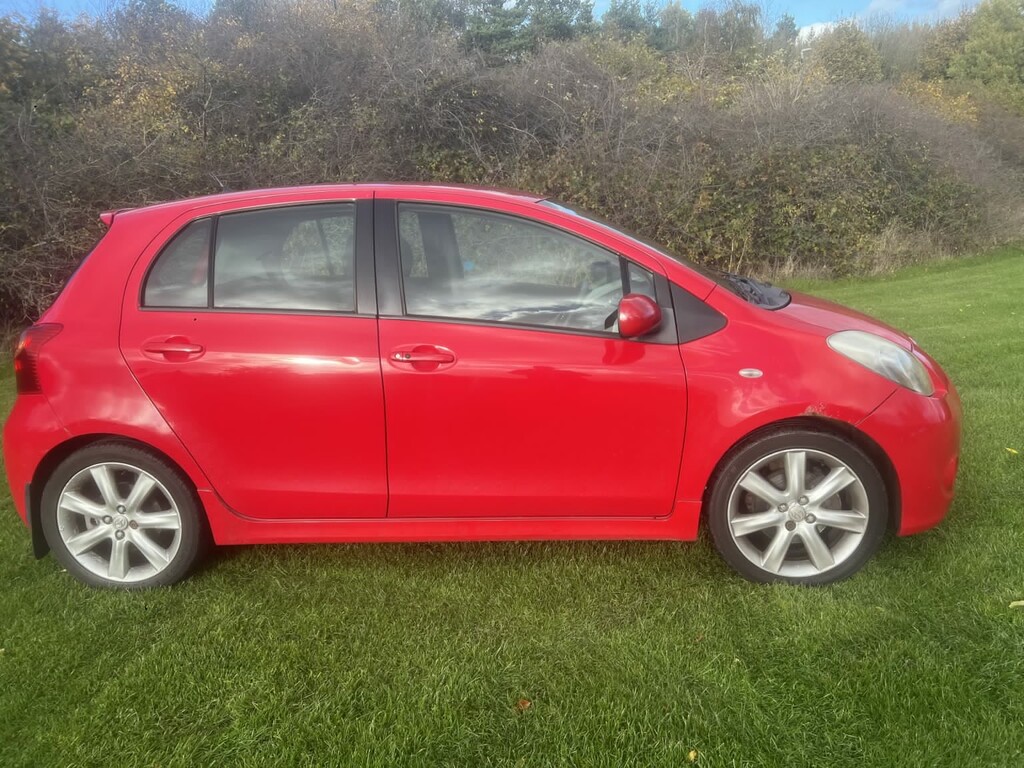 Toyota Yaris 1.8 Vvt-i Sr Red