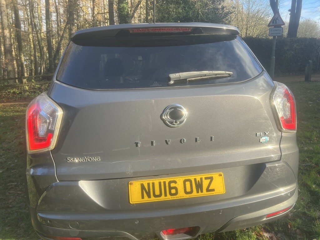 SsangYong Tivoli 1.6 E-xdi Elx Grey #6