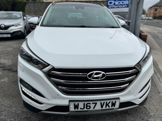 Hyundai Tucson 2017 1.7 Crdi Blue Drive Premium Se Suv WJ67VKW White #5