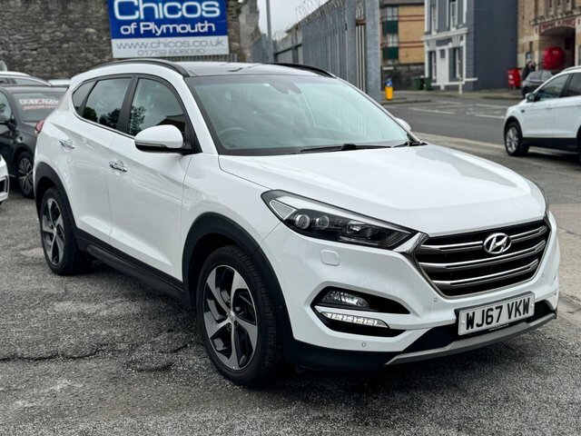 Hyundai Tucson 2017 1.7 Crdi Blue Drive Premium Se Suv WJ67VKW White #3