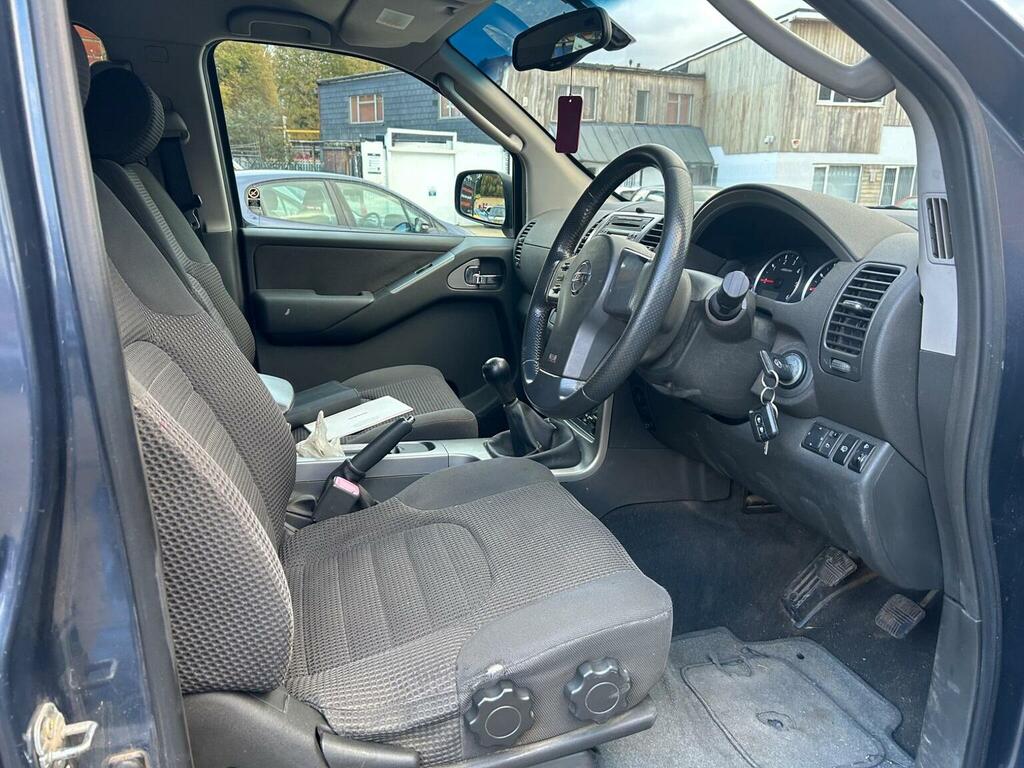 Nissan Pathfinder 2.5 Dci Sve Black #14