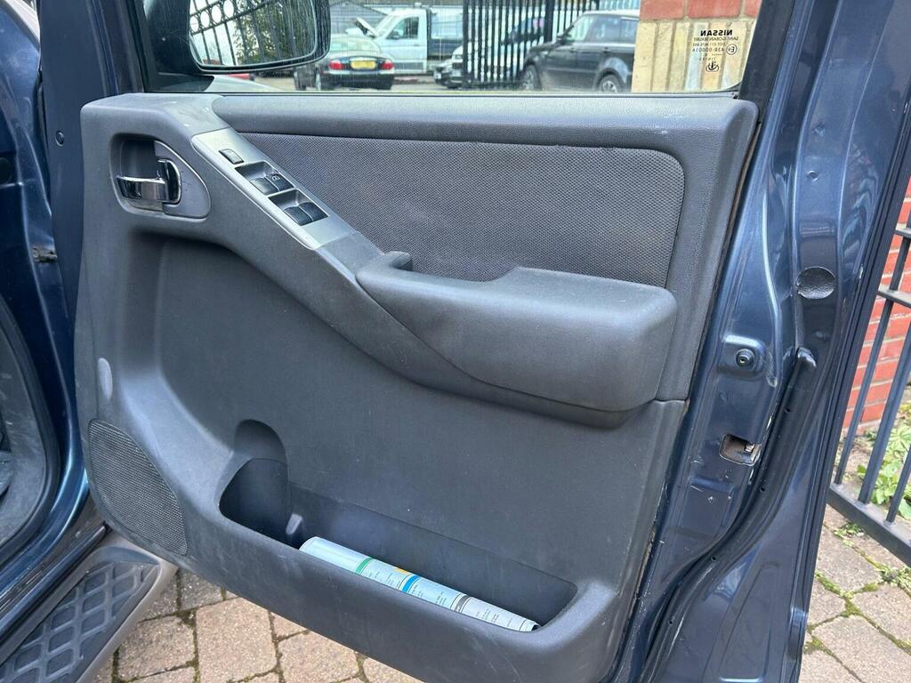 Nissan Pathfinder 2.5 Dci Sve Black #12