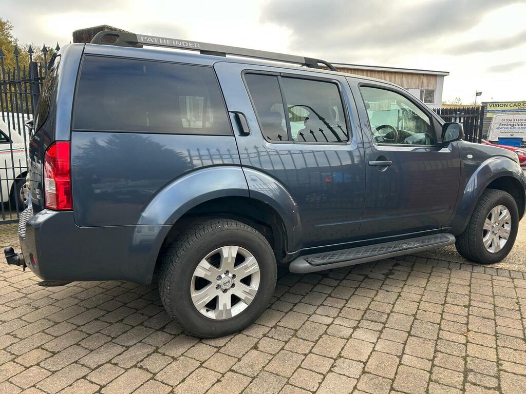Nissan Pathfinder 2.5 Dci Sve Black #6